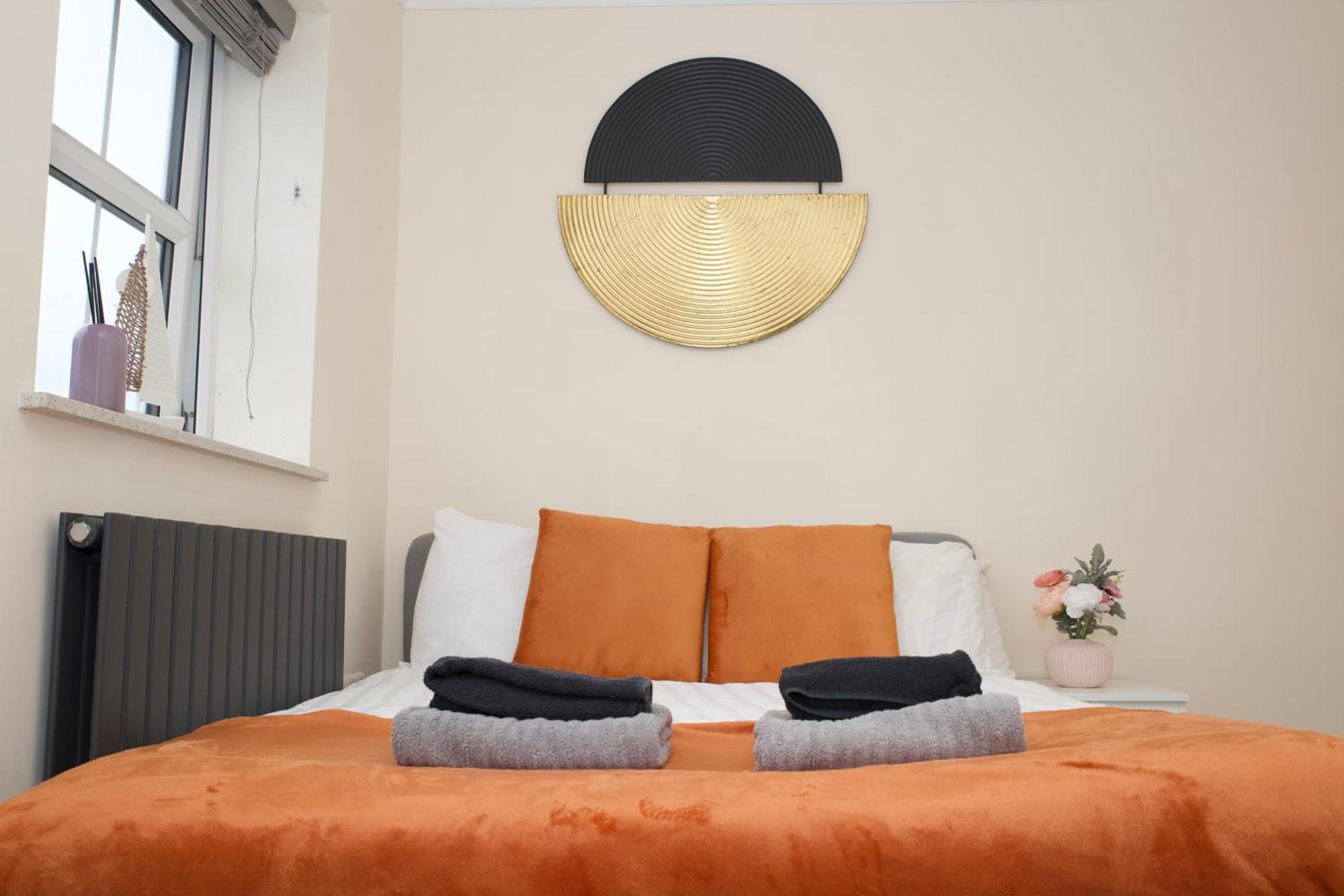 Spacious Modern 2 Bed Flat In City Centre Reading Bagian luar foto