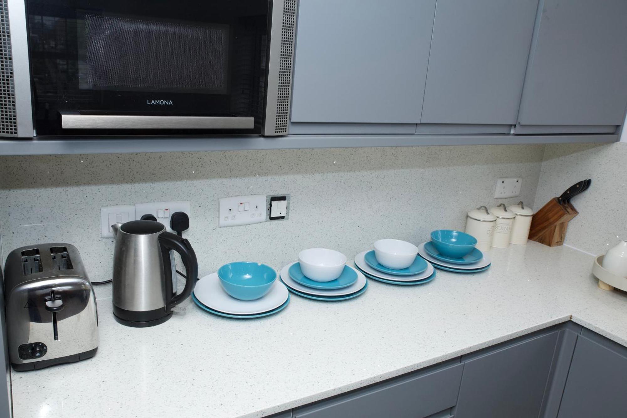 Spacious Modern 2 Bed Flat In City Centre Reading Bagian luar foto