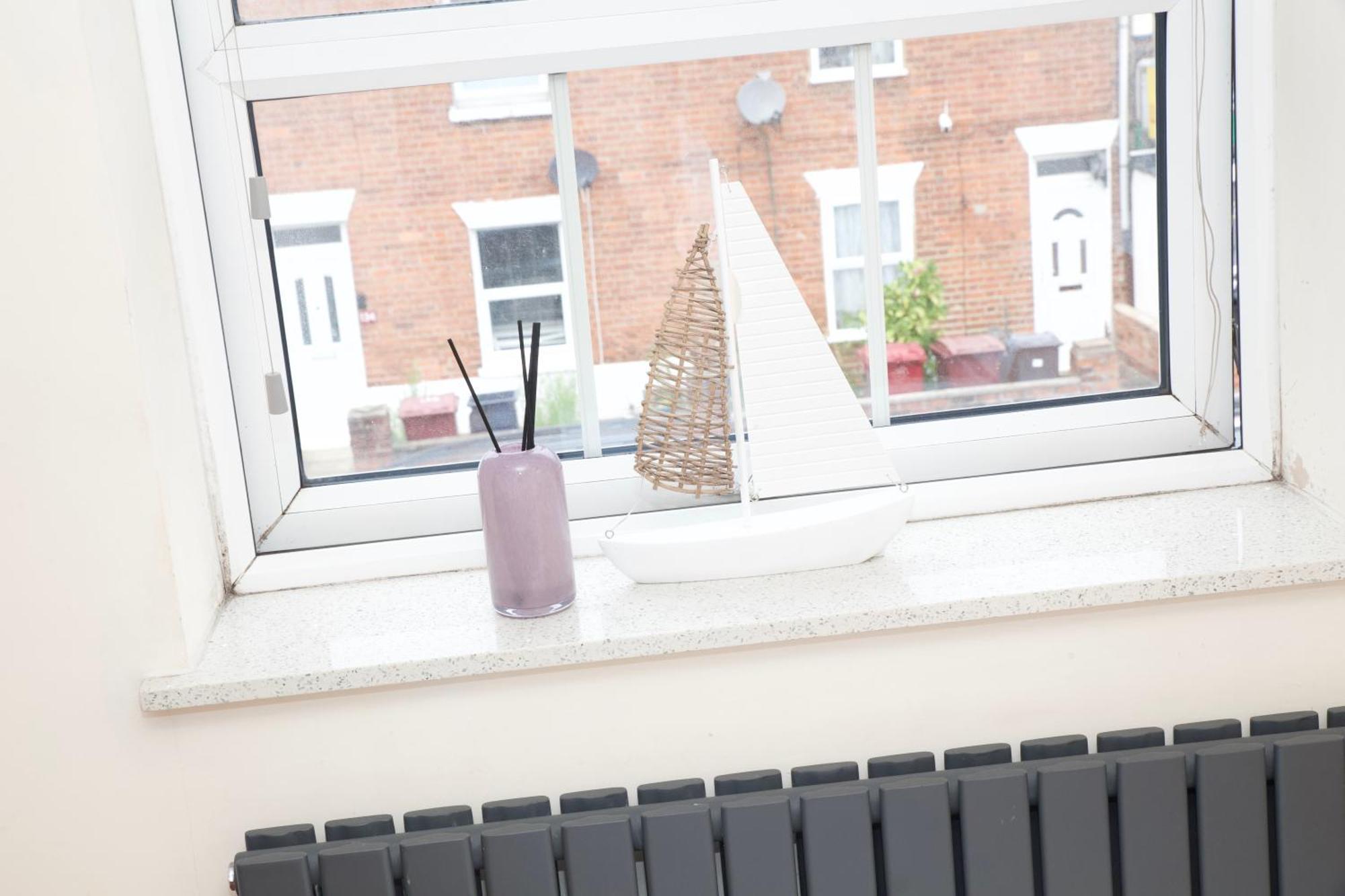 Spacious Modern 2 Bed Flat In City Centre Reading Bagian luar foto